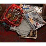 A collection of tools to include vice, car jack, hammers, Black & Decker heatgun etc.