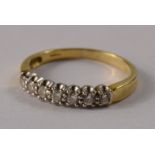 18ct yellow gold 7 diamond set ring size S