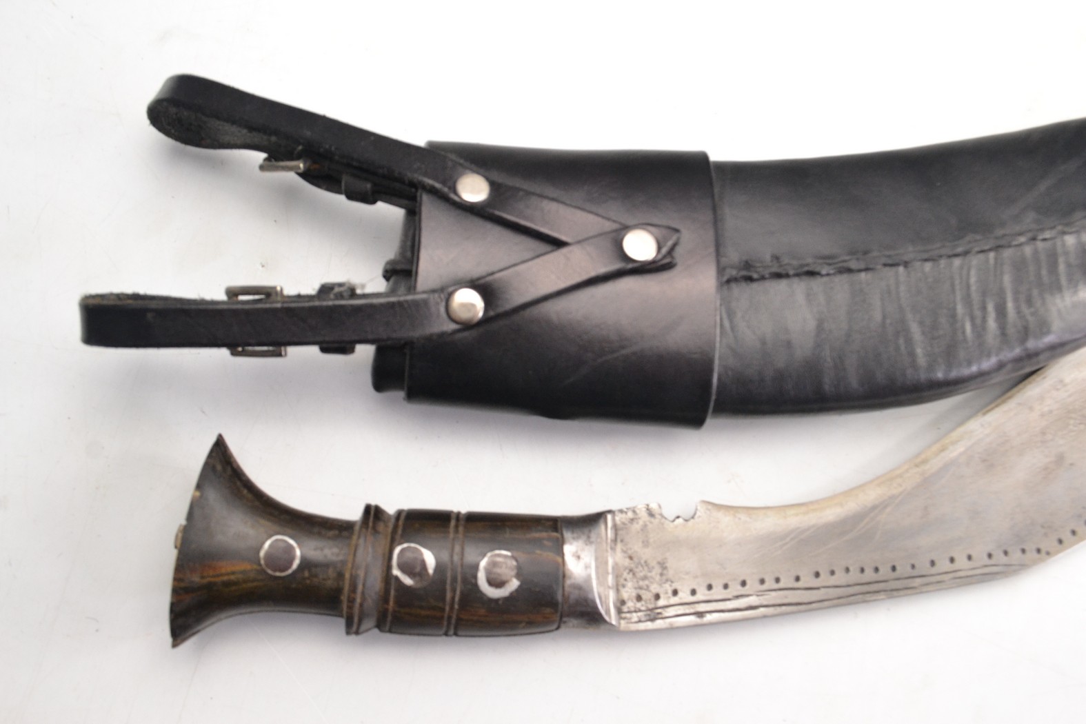 Gurkha Kukri knife with black leather sheath, blade length 30cm approx. - Image 5 of 10