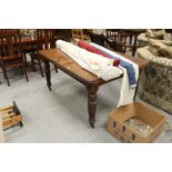 Victorian mahogany extending dining table with one leaf
