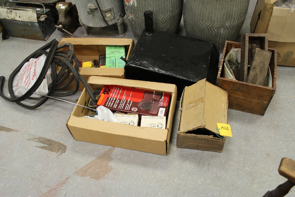 Quantity of mixed car parts, fuel tanks, seals, etc - Image 2 of 2