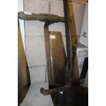 Medium Length Bladed Double Handled Peat/Turf Chopper