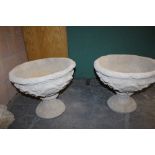 2 Acanthus Urns