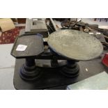 Set of weighing scales A/F