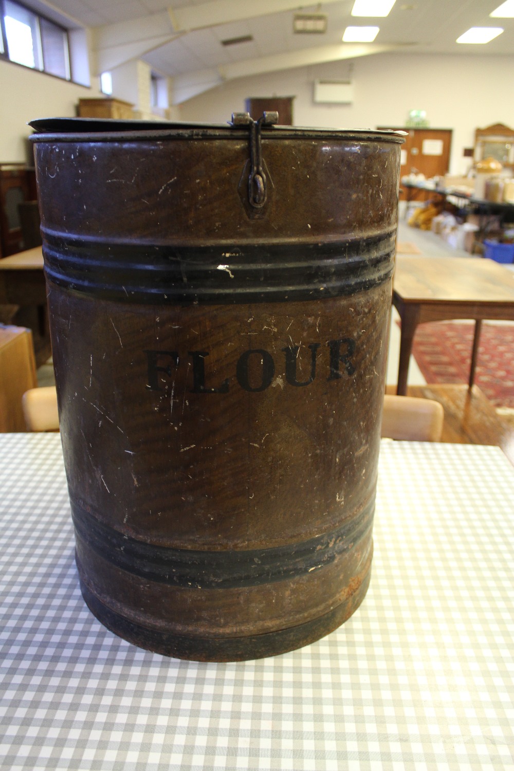 Flour bin