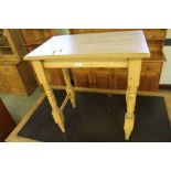 Pine table