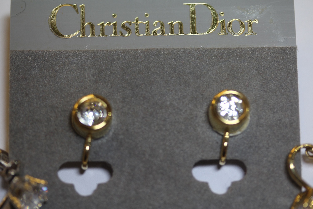 Quantity of clip on earrings, including Christian Dior - Image 2 of 2