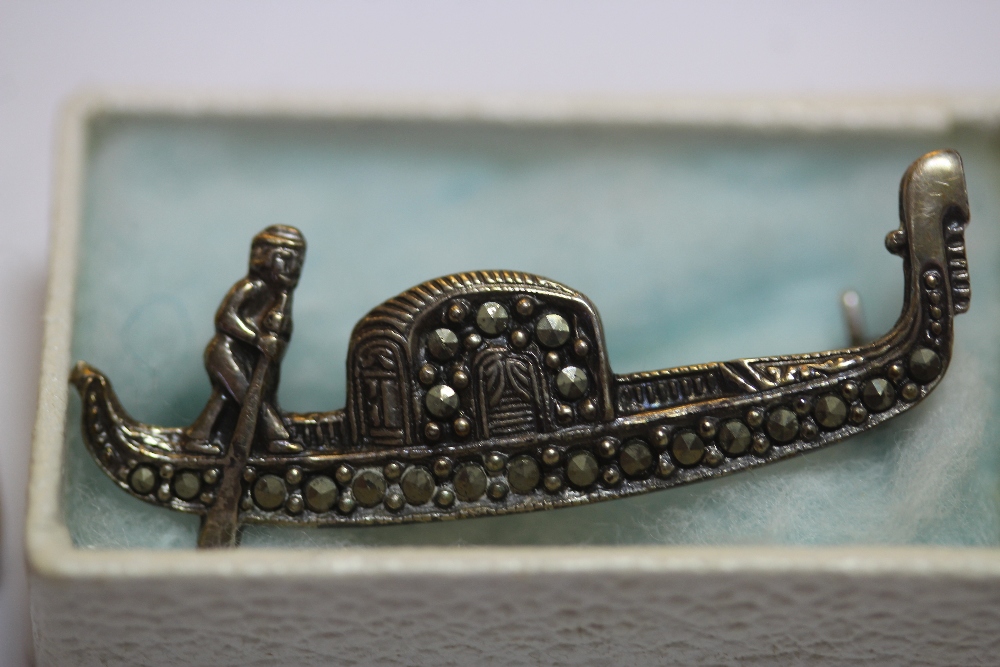 Silver marcasite brooch - Image 2 of 2