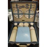 Picnic Hamper - Brexton - complete set