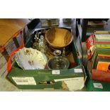 Box of miscellaneous including Condiment Set