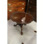 Small Mahogany Pie Crust Table