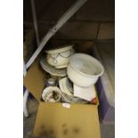 Box of mixed china & stoneware including Beswick Chaffinch