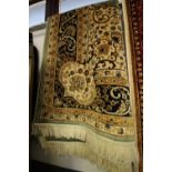 2.80 x 2.00 green ground Keshan carpet