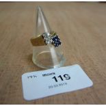 18ct gold diamond and sapphire ring