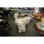 Beswick Persian cat and kitten