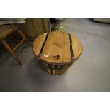 Barrel table