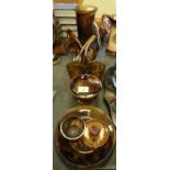 Quantity of amber glass