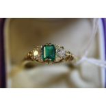 18ct Emerald & Diamond 3 Stone Ring (Fracture to surface) - Size S