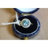 18ct Zircon & Diamond Ring