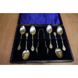 Cased silver tea spoons