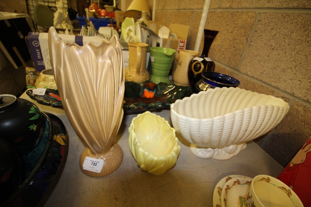 3 Sylvac vases - Hyacinth leaves (2453) and (2482) and shell and wave