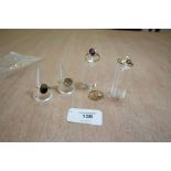 9ct gold and Amethyst (worn) ring and 9ct Agate ring and 3 others