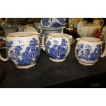 Graduated Set of 3 Willow Pattern & Gilt Jugs by Sadler