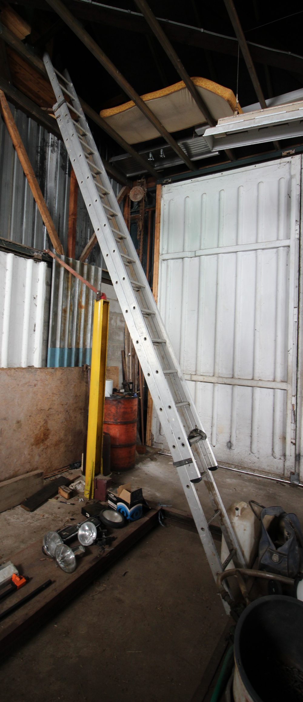 Set aluminium ladders