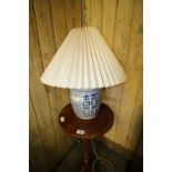 Oriental style lamp