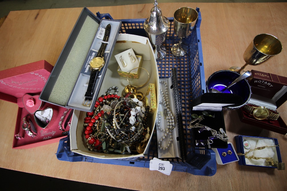 Box of Silver Plate & Costume Jewellery, watches etc - Image 3 of 5
