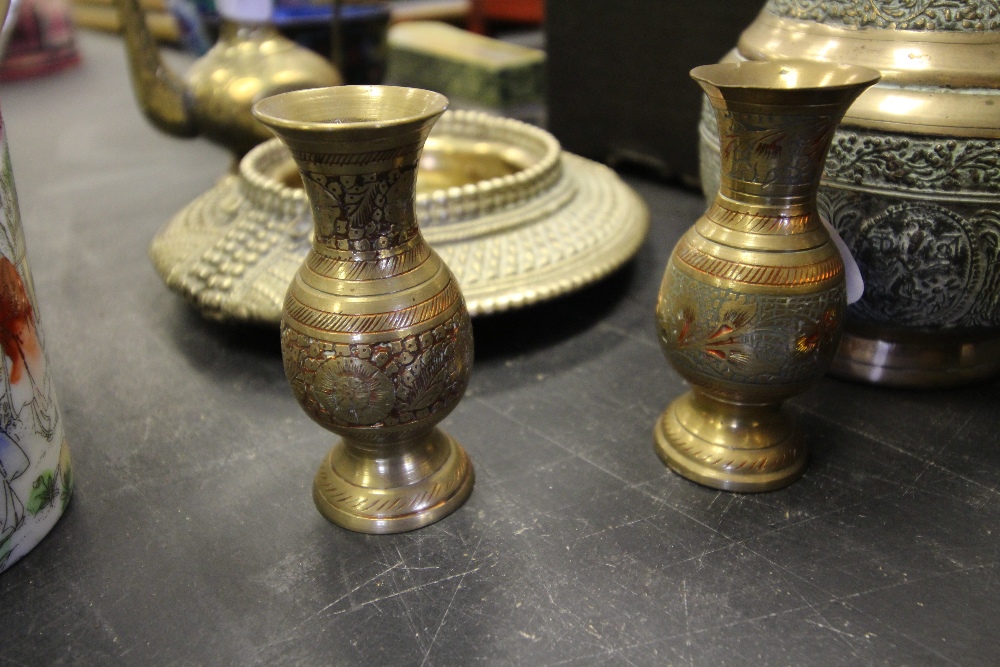 Selection of Asian brassware - Image 2 of 2
