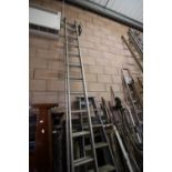 Set of Double Extending Ladders