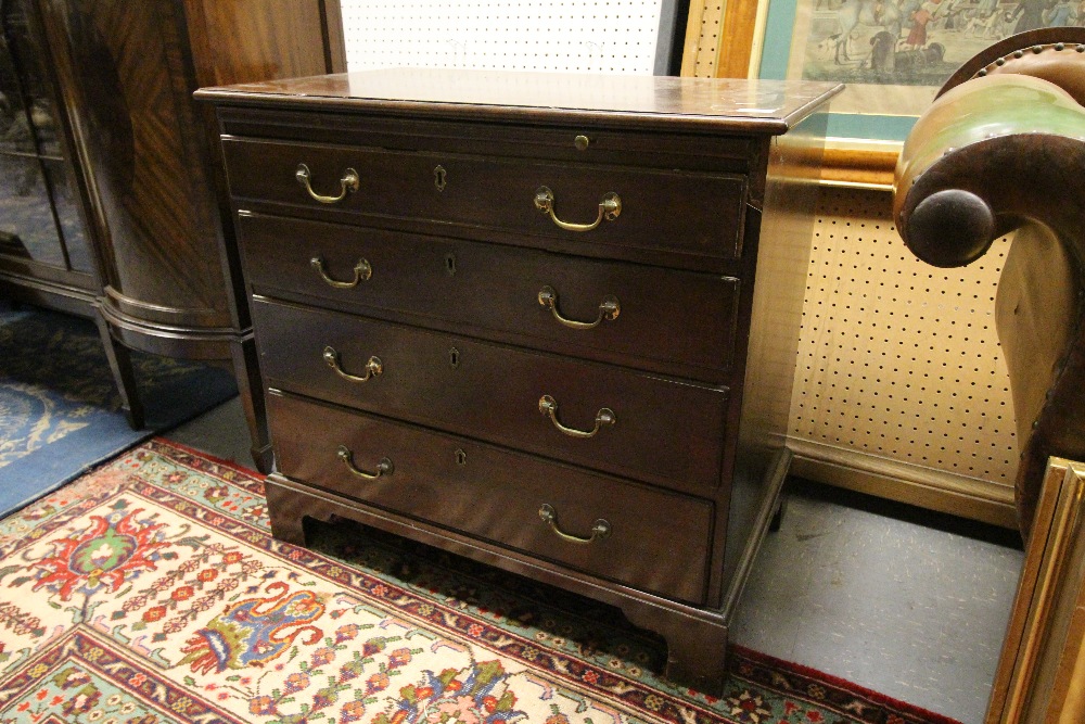 Small George III mahogany chest of drawers, with original handles and brushing slide, 84cm wide x - Image 2 of 2