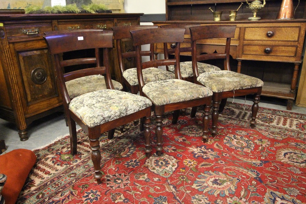 Set of six early Victorian 'Plum-Pudding' mahogany bar back dining chairs, with drop-in seats - Image 2 of 2