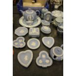 15 pieces of blue Jasper ware
