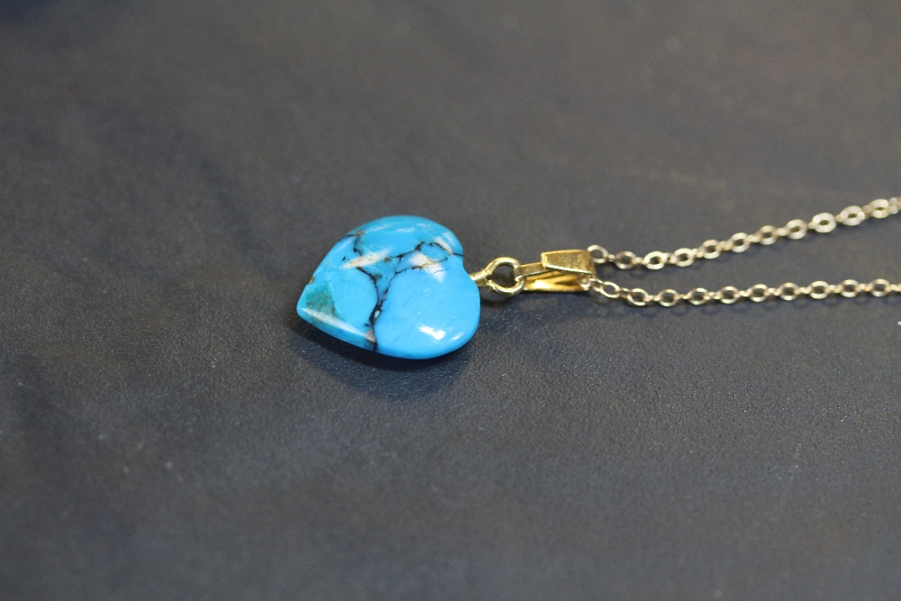 Turquoise pendant and gold chain