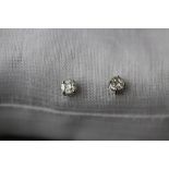 18cv Diamond Cluster Earrings (1.00ct)