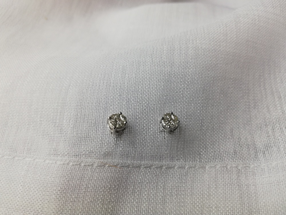 18cv Diamond Cluster Earrings (1.00ct) - Image 4 of 4