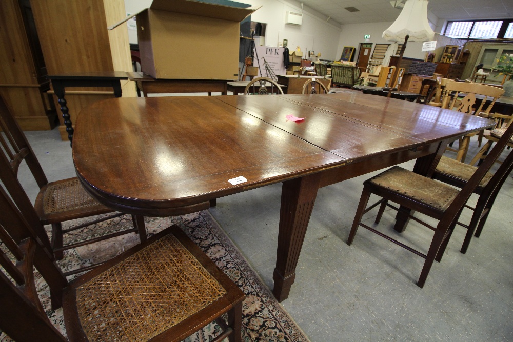 19th Century mahogany extending dining table