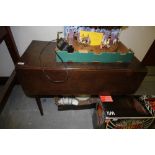 Oak drop leaf table