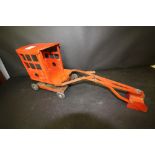 Priestman Pressed Steel Crane 1954/5. Scale model 1.25 of crane. In overall good condition, given