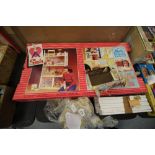 Sindy house, lighting set and clips, boxed