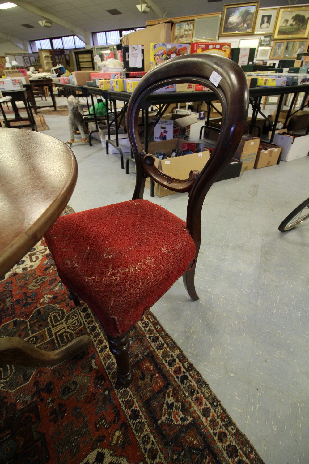 Set of 4 Victorian balloon backed mahogany chairs - Image 2 of 3