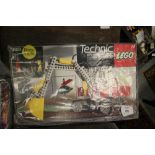 Lego Technic 8851 Excavator 1984. Includes tracks and hoses and is hydraulic