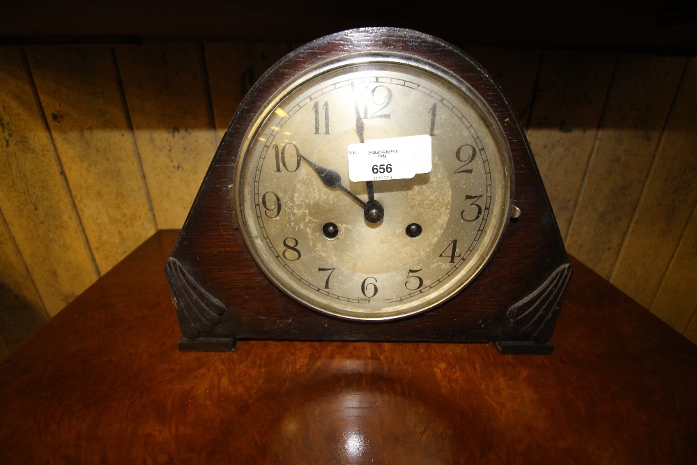 Oak mantle clock