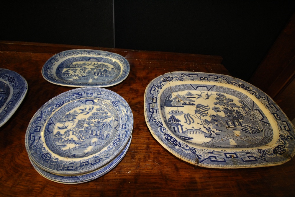 Quantity of blue and white Willow China - Image 2 of 3