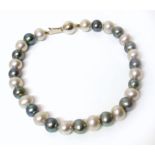 Black and white cultured pearl bracelet with 9ct white gold fitting Condition reports are not