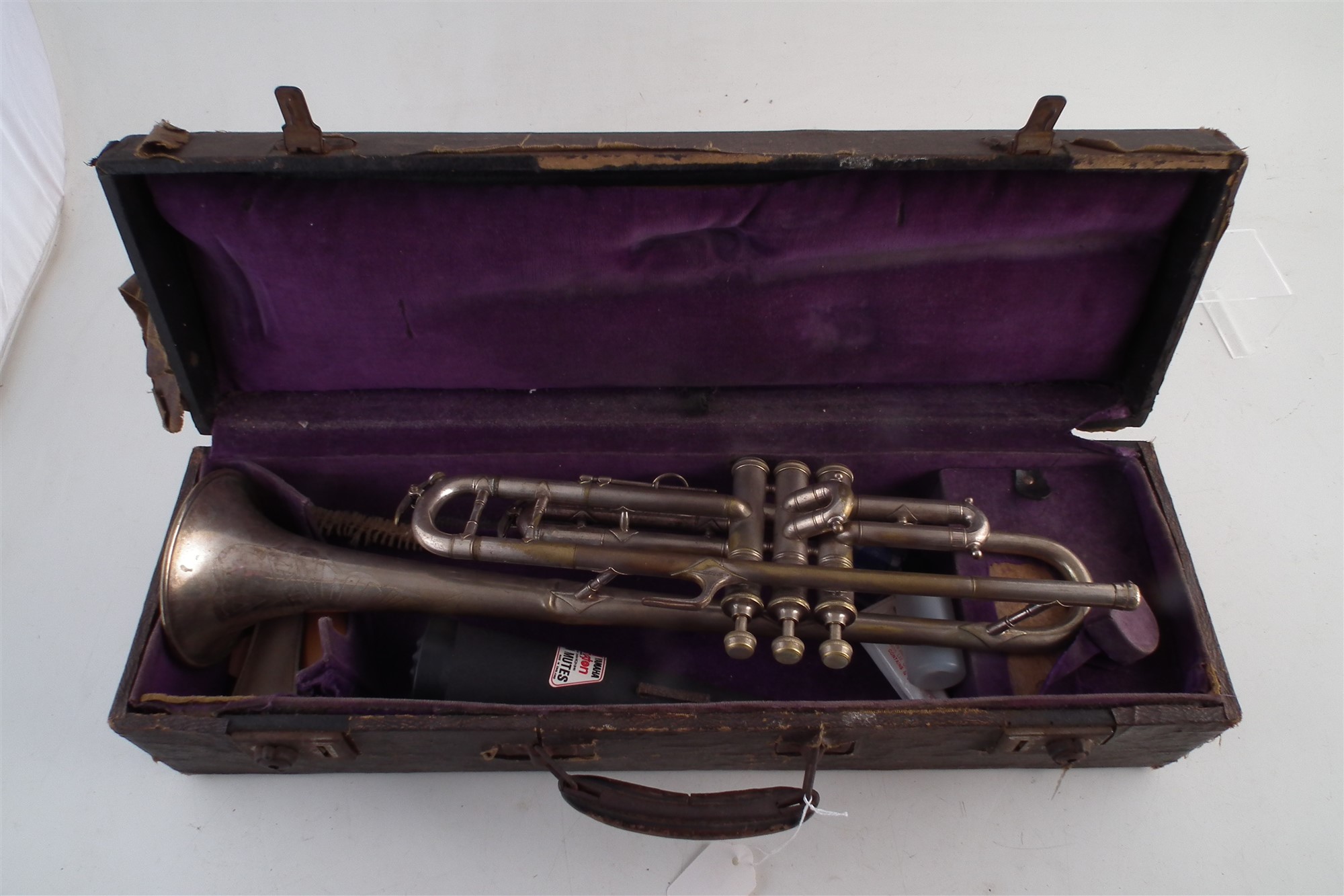 Manhattan trumpet, Danor Euphonium and a Besson Cornet all with cases. - Image 11 of 11