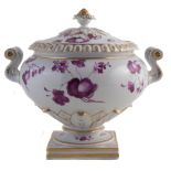 Flight Barr and Barr lidded urn / vase