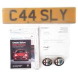 Past log book (V5) and sales brochure for Alfa Romeo 1993, 33 estate with documents stating